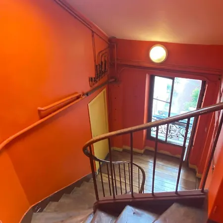 Charmant Studio Parisien Daire Paris