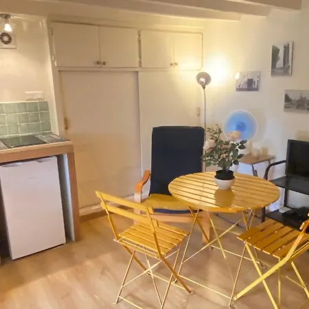 Charmant Studio Parisien